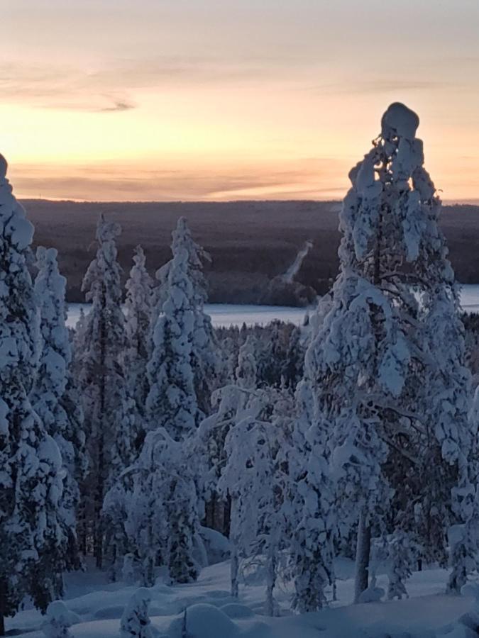 Villanorva Saarenkylä Екстериор снимка